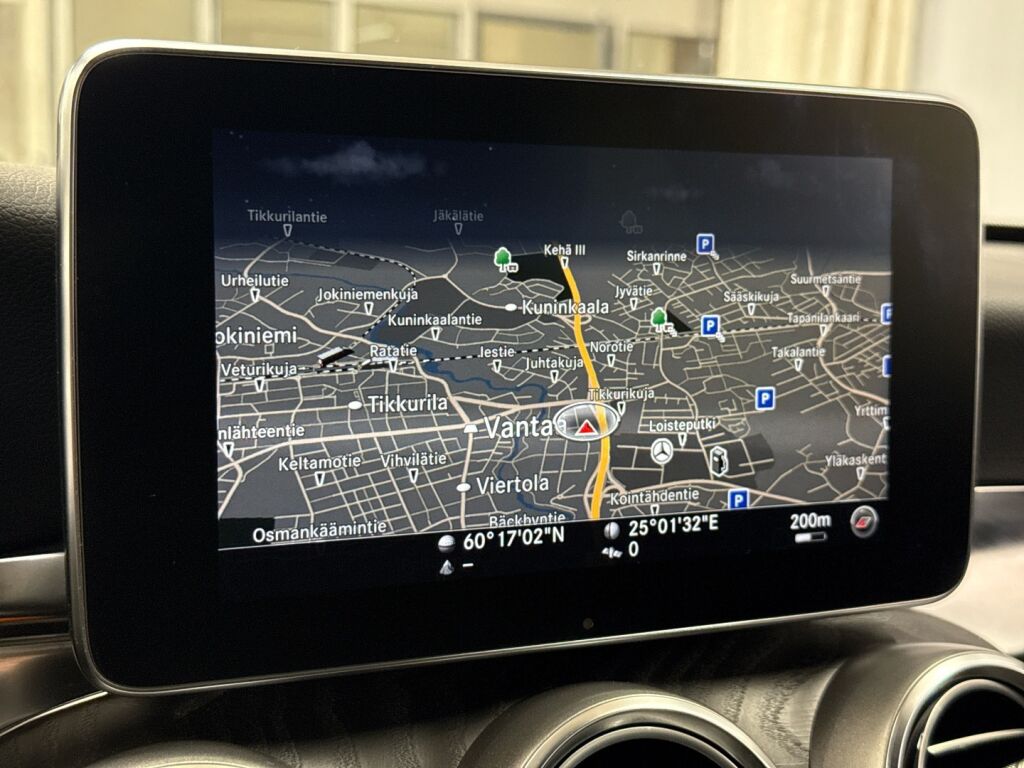 Mercedes-Benz C 2016 Musta