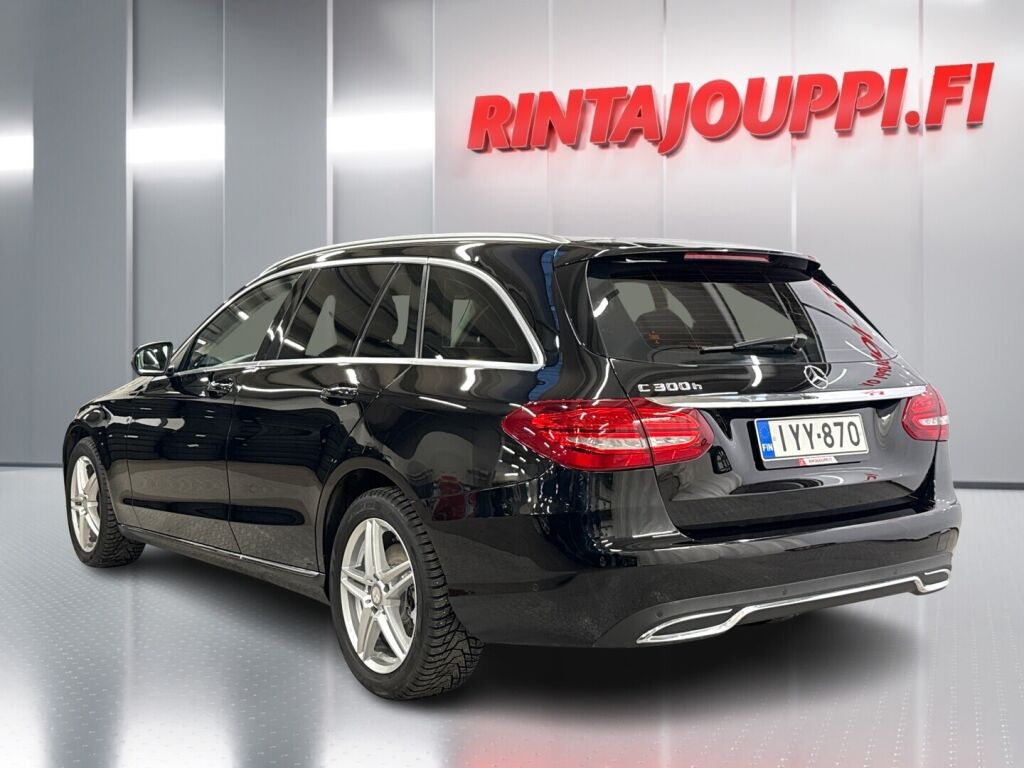 Mercedes-Benz C 2016 Musta