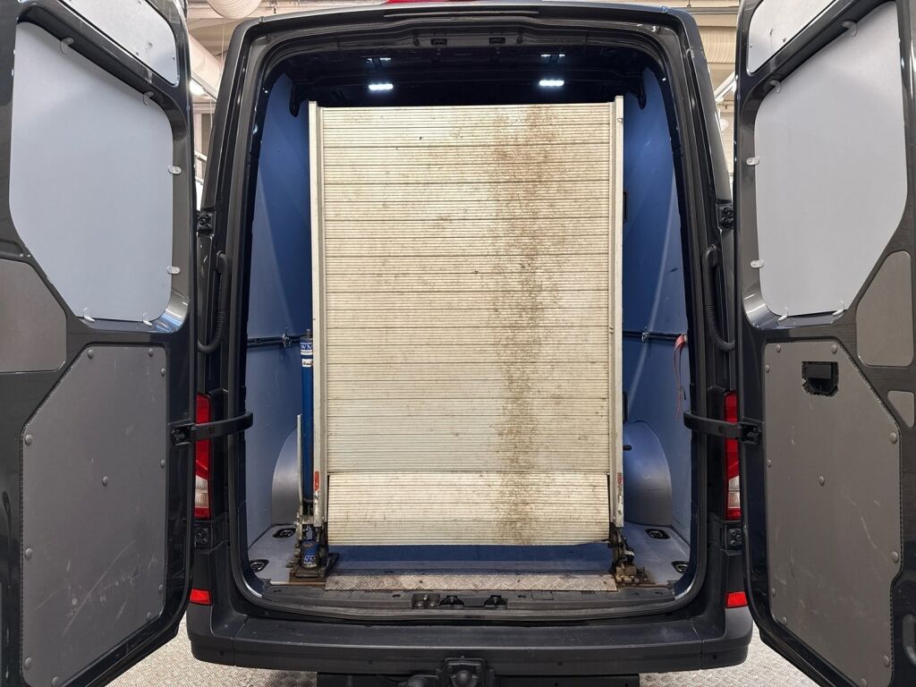 Volkswagen Crafter 2021 Harmaa