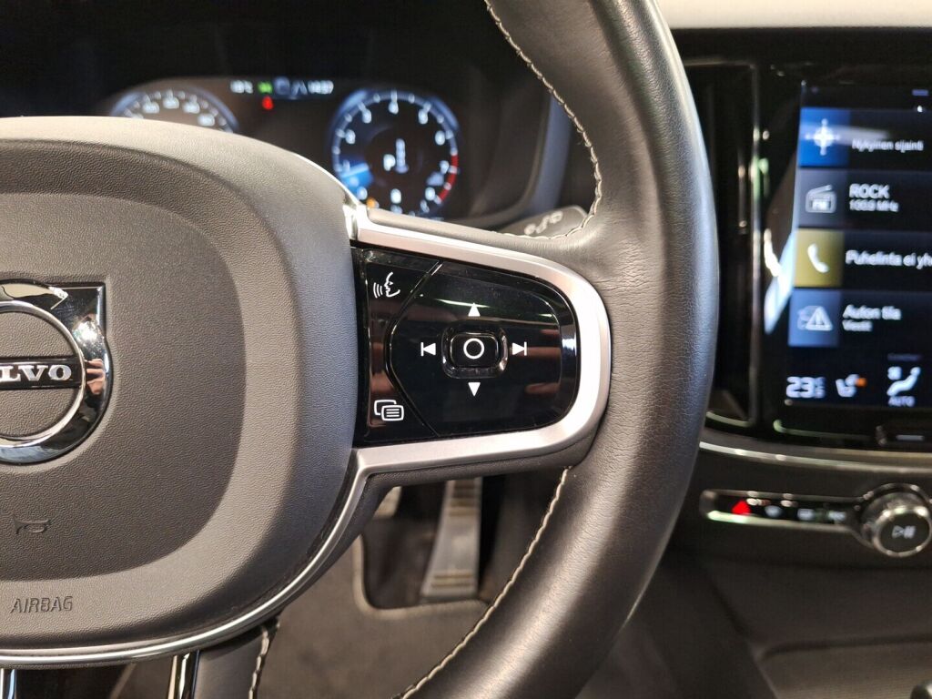 Volvo V60 2021 Harmaa