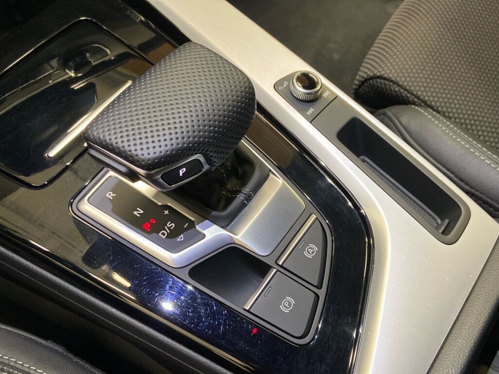 Audi A5 2020 Valkoinen