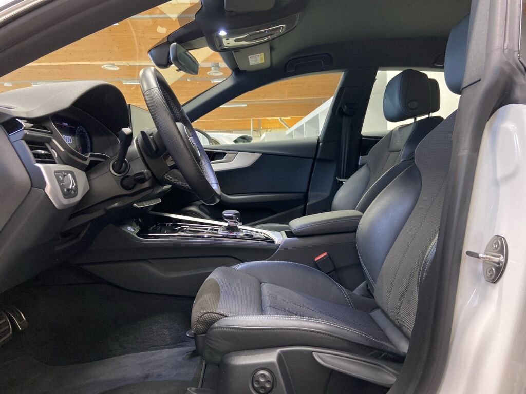 Audi A5 2020 Valkoinen