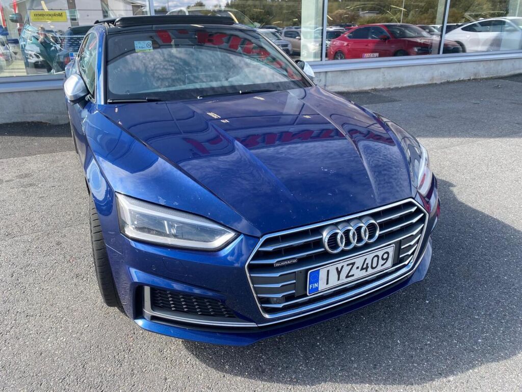 Audi A5 2017 Sininen