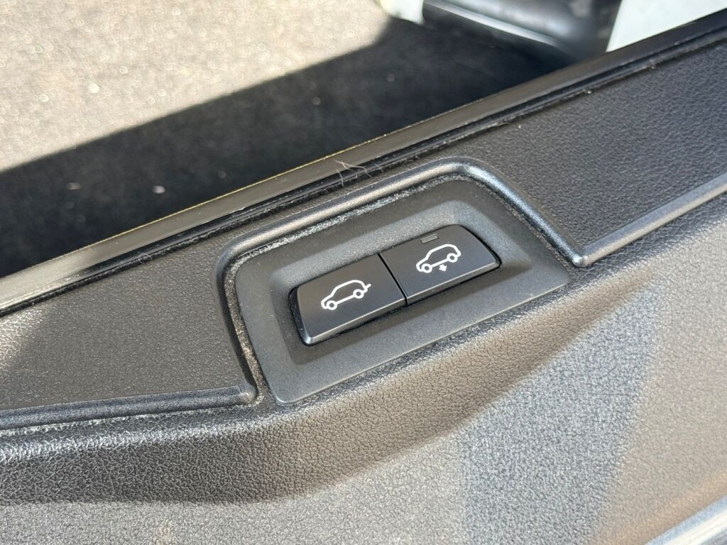BMW X5 2020 Musta