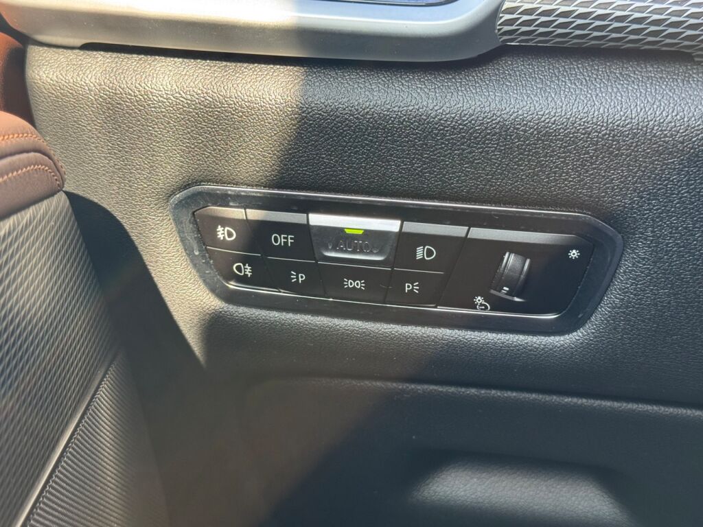 BMW X5 2020 Musta
