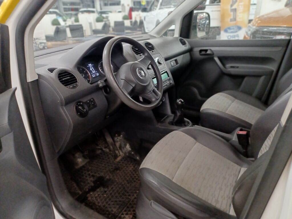 Volkswagen Caddy 2013 Valkoinen