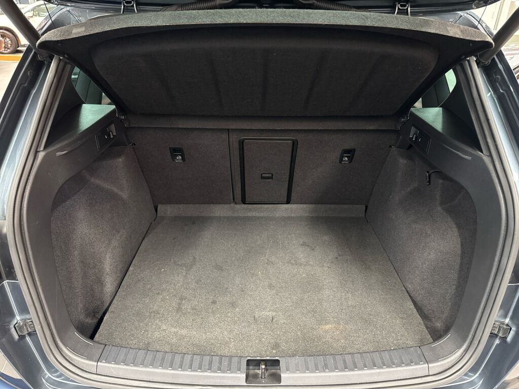 Seat Ateca 2017 Harmaa