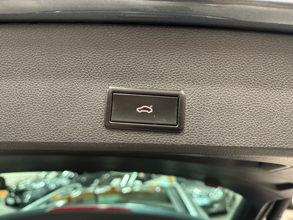 Seat Ateca 2017 Harmaa