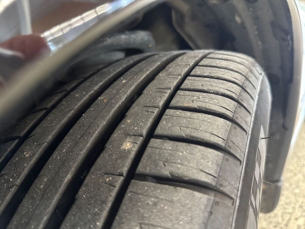 Mitsubishi Outlander PHEV 2019 Musta