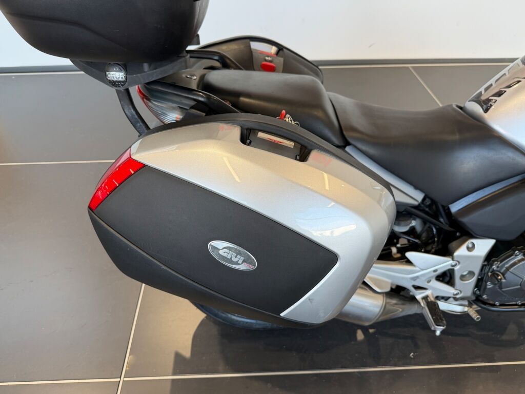 Honda CBF 2006 Musta