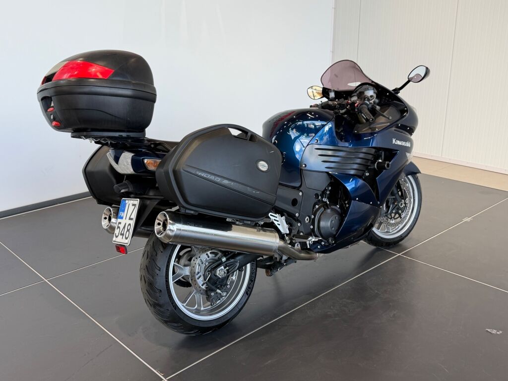 Kawasaki ZZR 2008 VL V 240