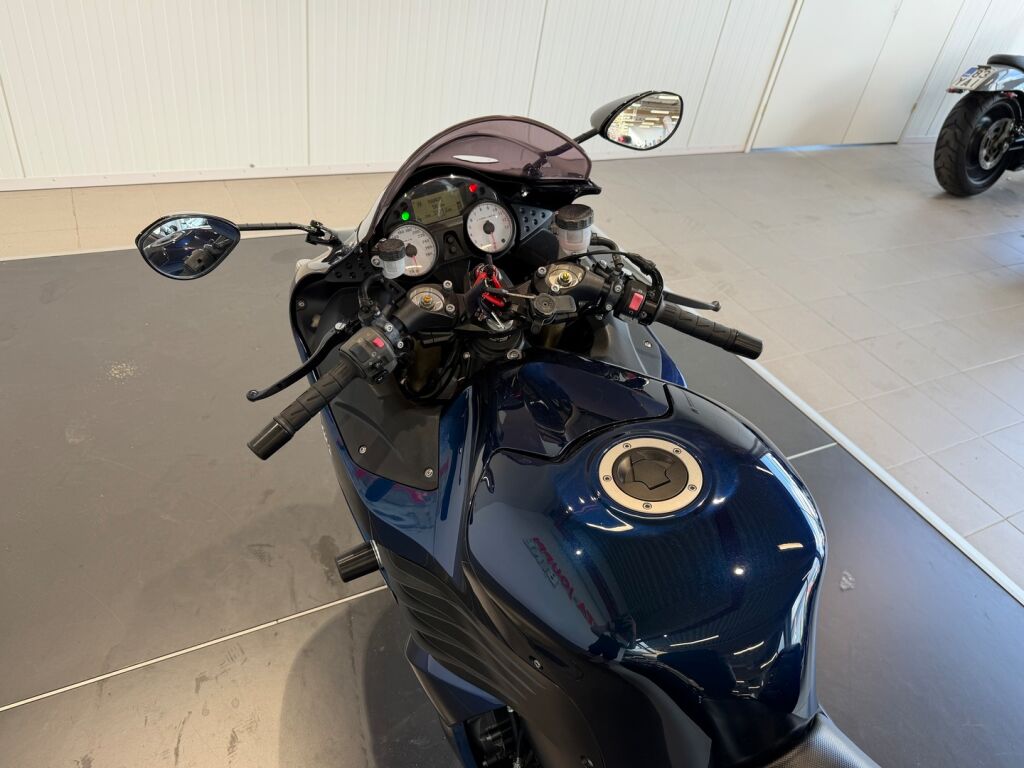 Kawasaki ZZR 2008 VL V 240