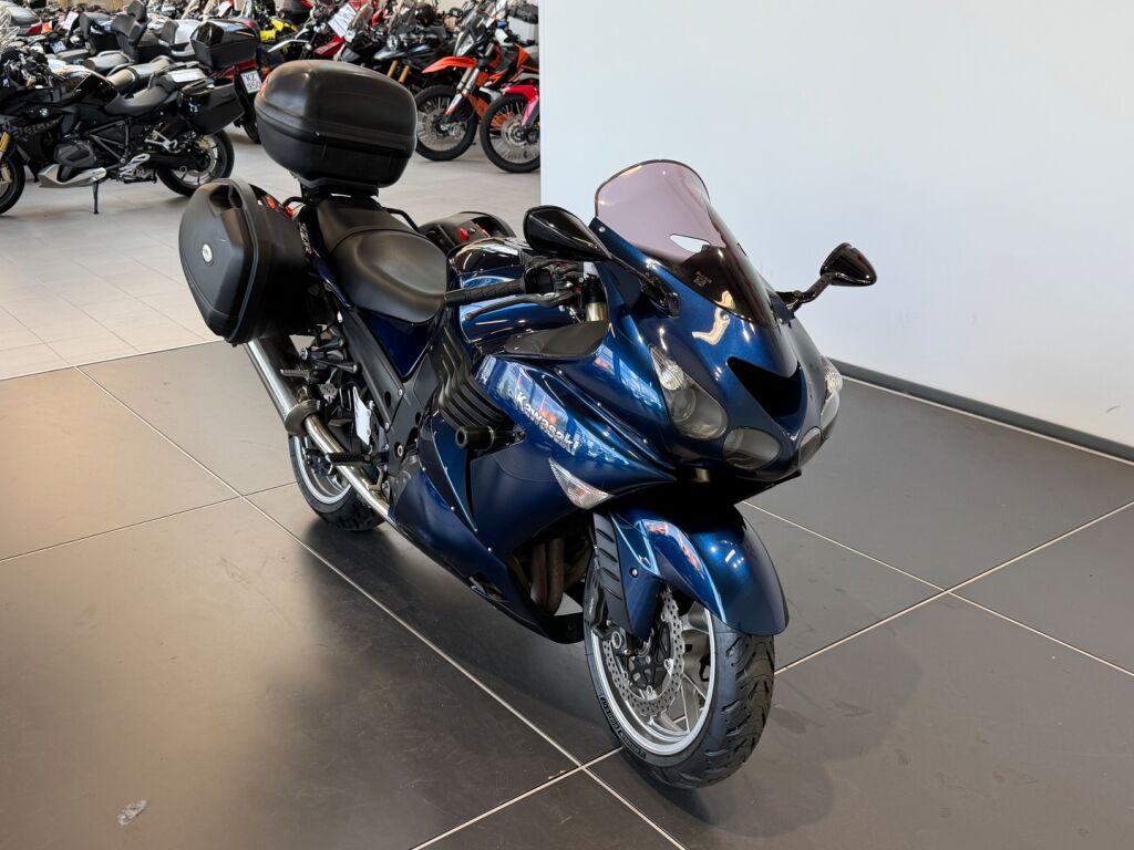 Kawasaki ZZR 2008 VL V 240