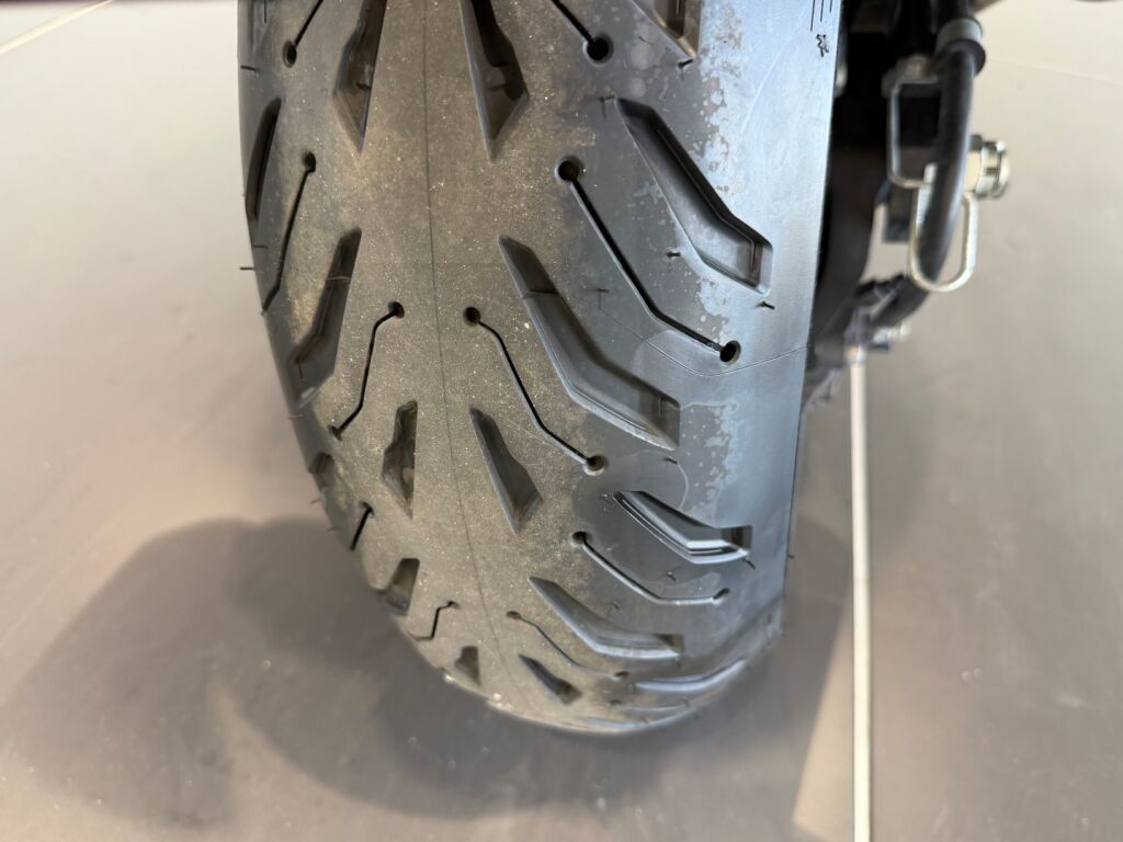 Kawasaki ZZR 2008 VL V 240