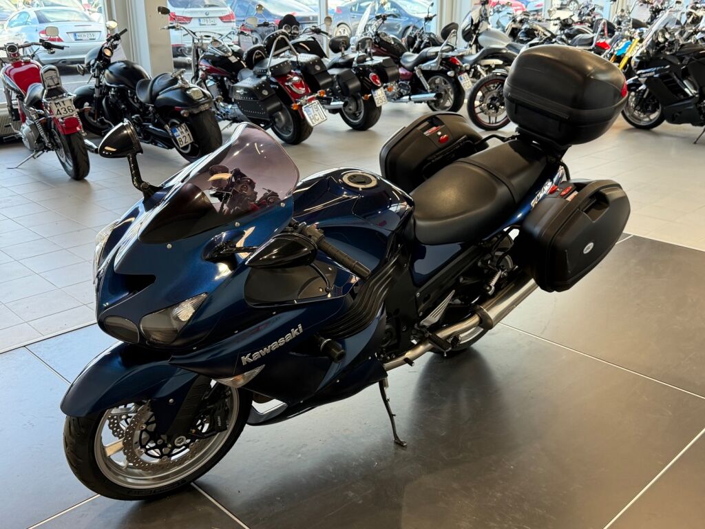 Kawasaki ZZR 2008 VL V 240