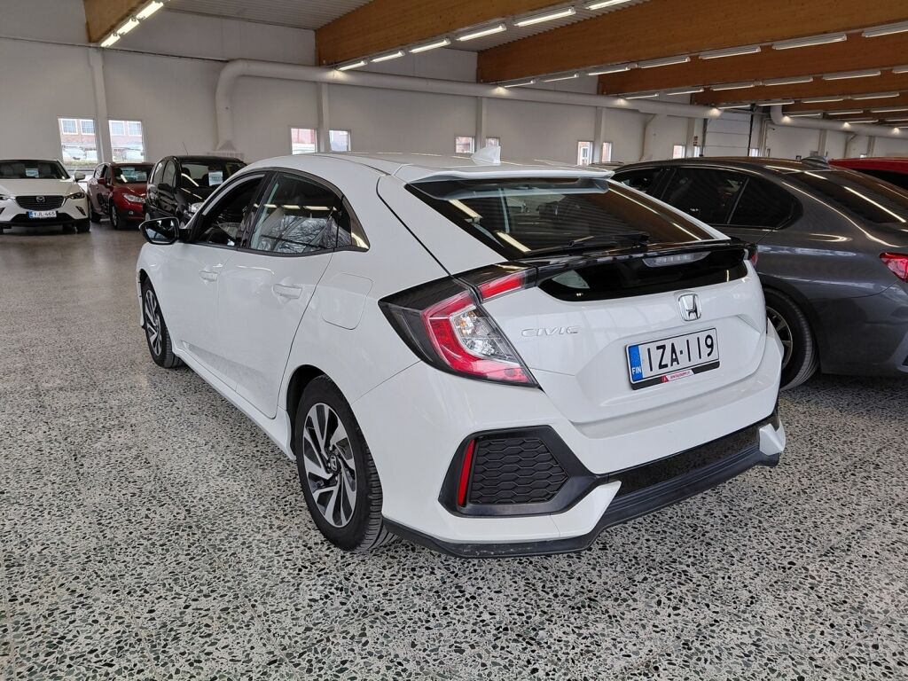 Honda Civic 2018 Valkoinen
