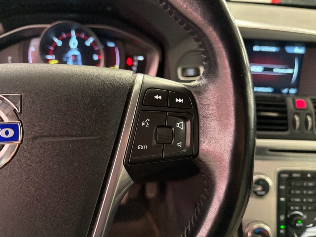 Volvo XC60 2015 Valkoinen