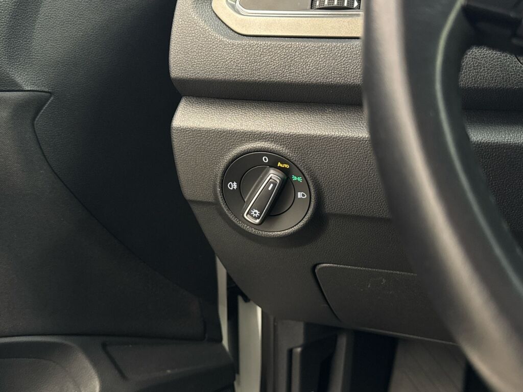 Volkswagen T-Roc 2021 Valkoinen