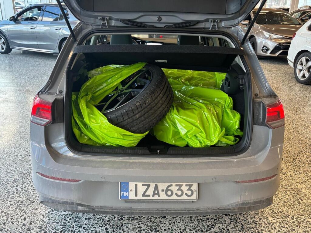 Volkswagen Golf 2020 Harmaa