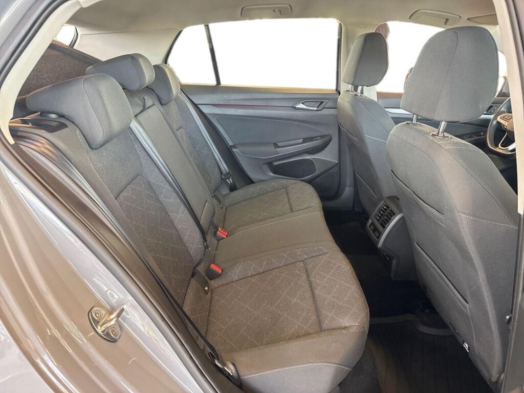 Volkswagen Golf 2020 Harmaa
