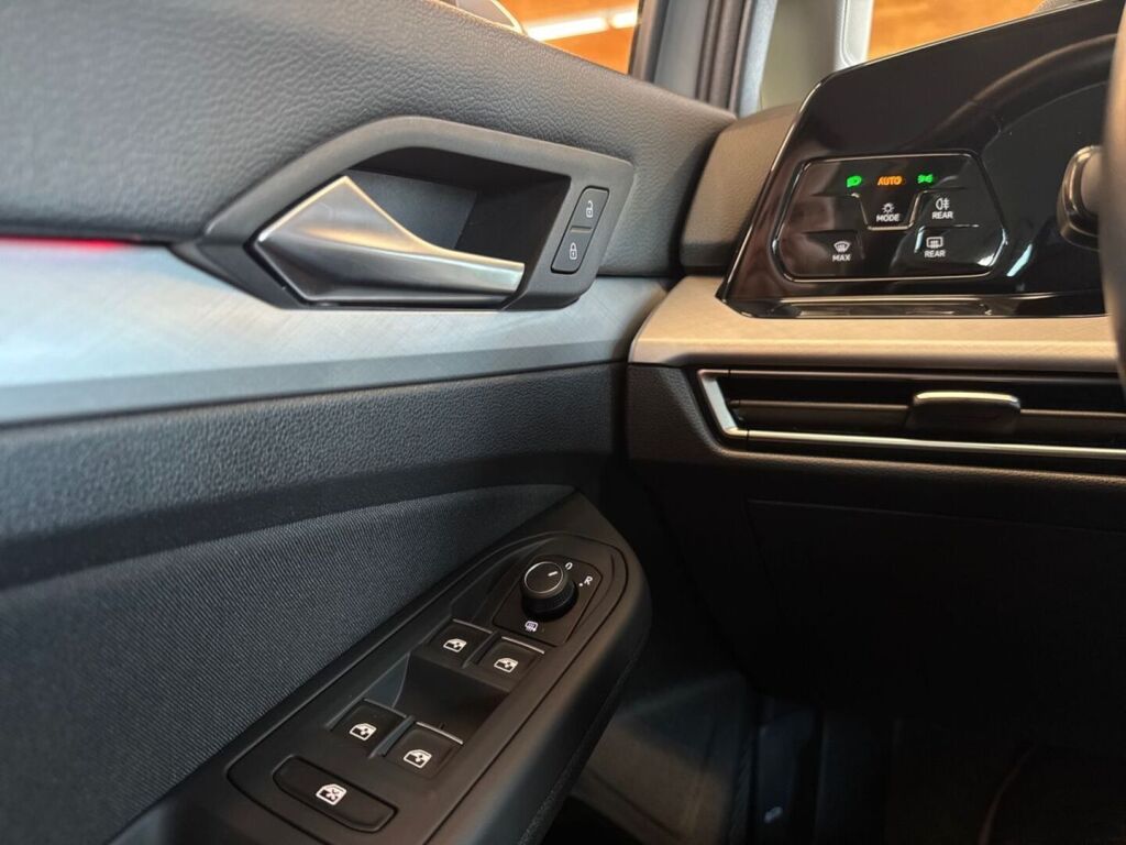Volkswagen Golf 2020 Harmaa