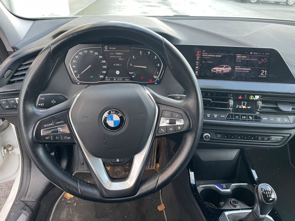 BMW 118 2021 Valkoinen