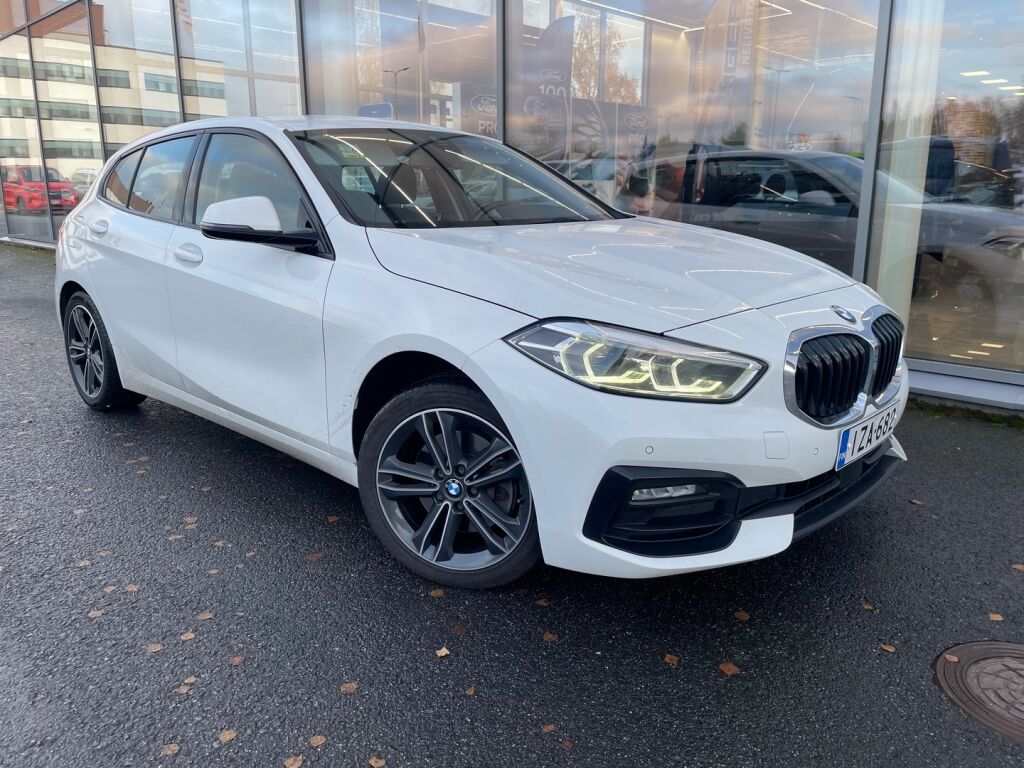 BMW 118 2021 Valkoinen