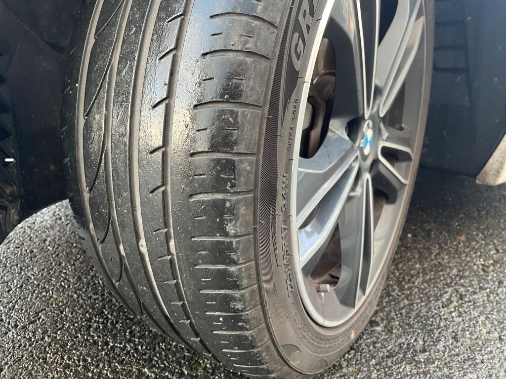 BMW 118 2021 Valkoinen
