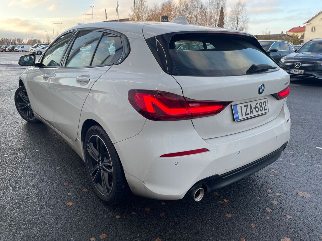 BMW 118 2021 Valkoinen