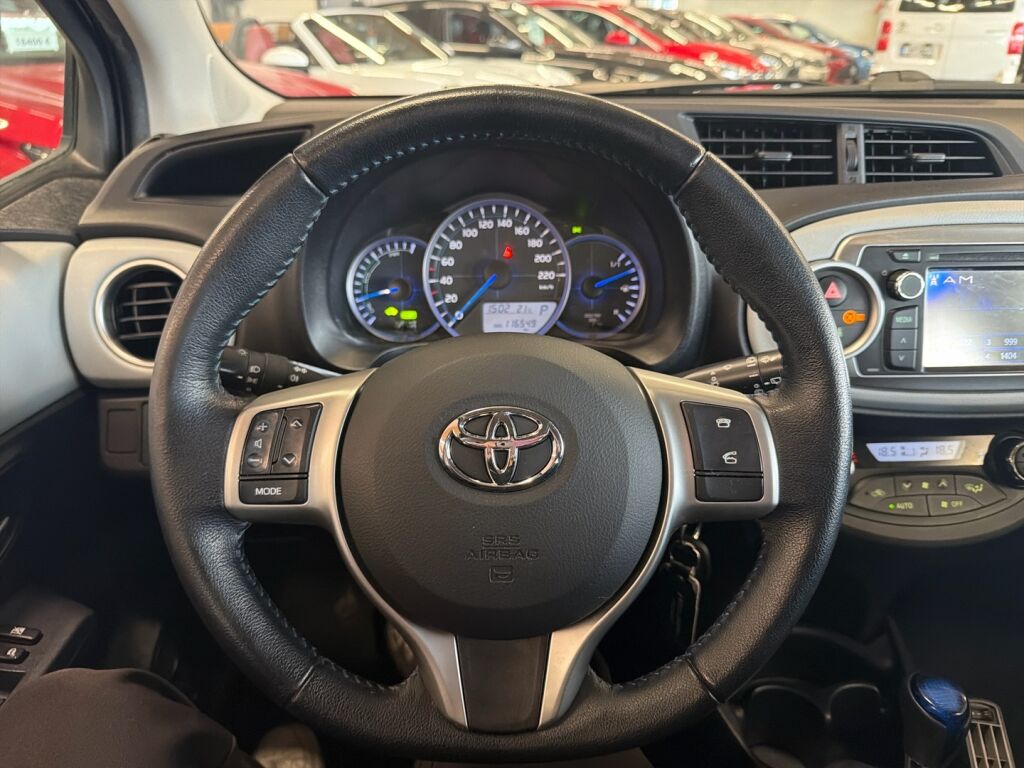 Toyota Yaris 2014 Musta