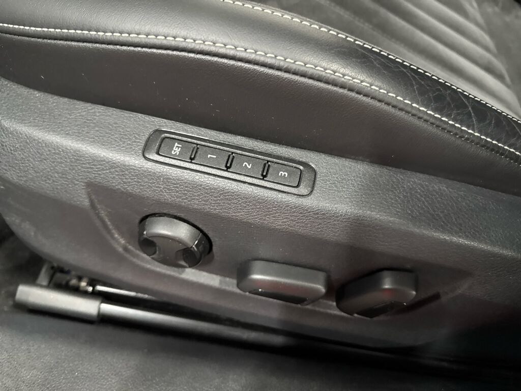 Skoda Superb 2021 Sininen