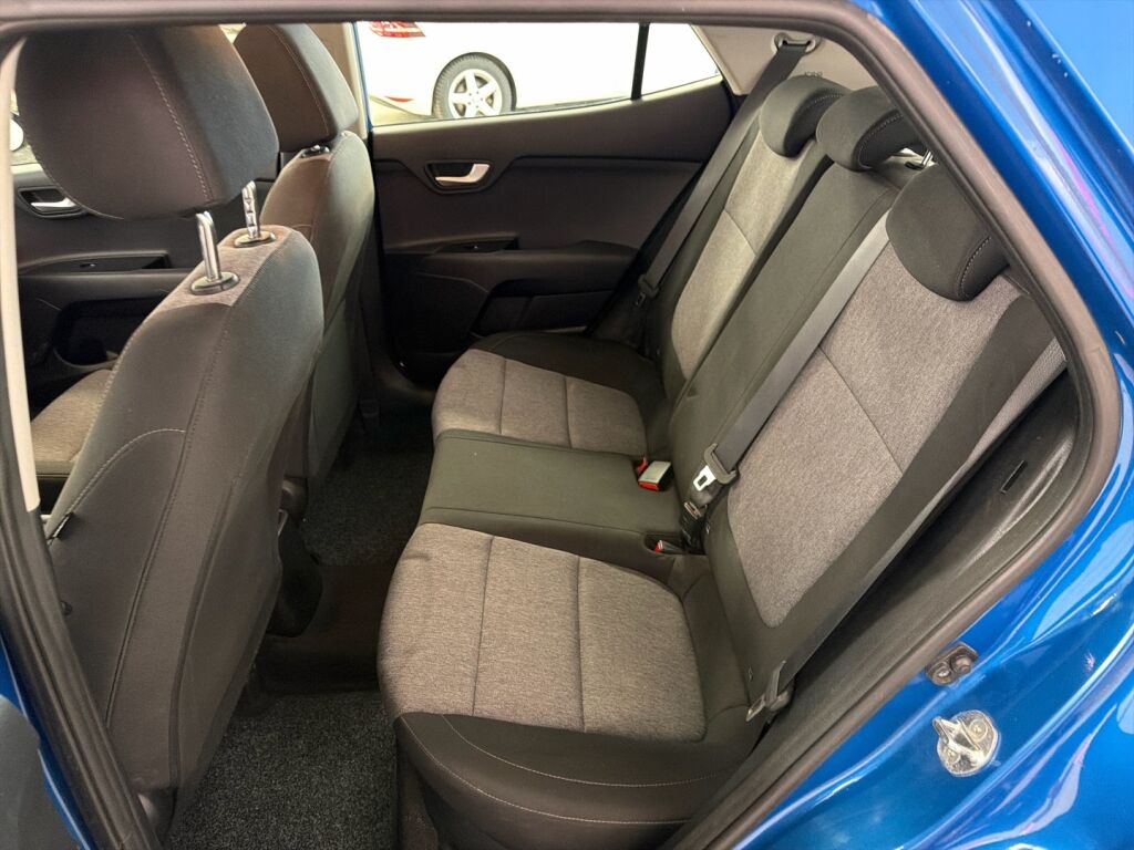 Kia Stonic 2021 Sininen