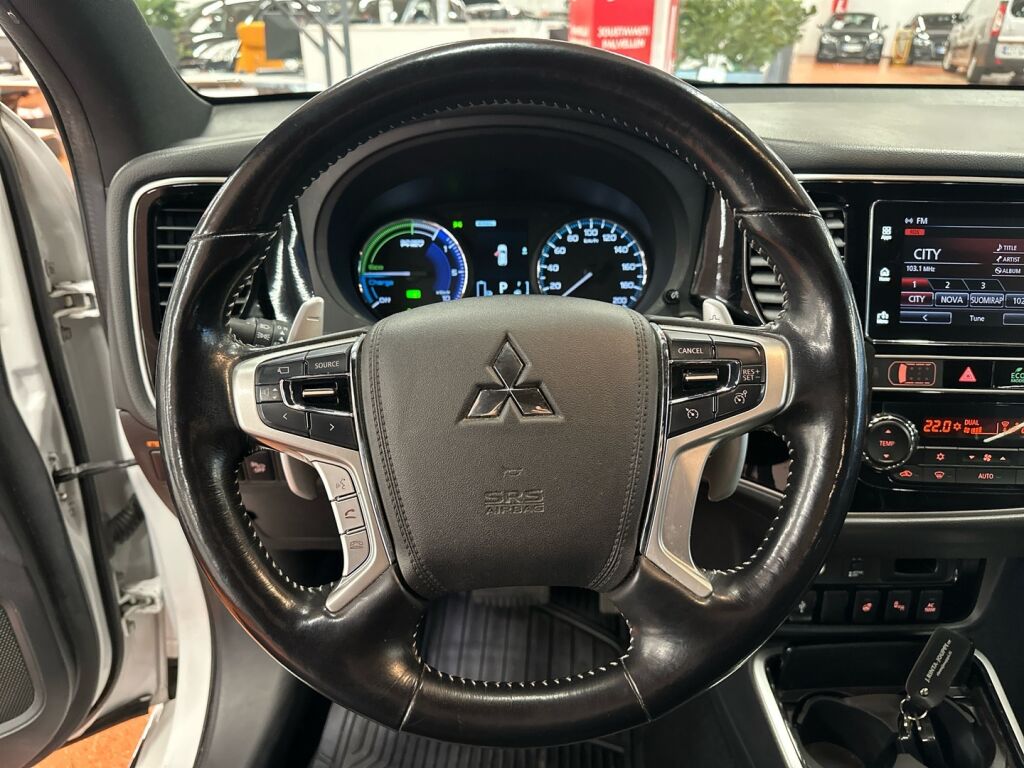 Mitsubishi OUTLANDER PHEV 2019 Valkoinen
