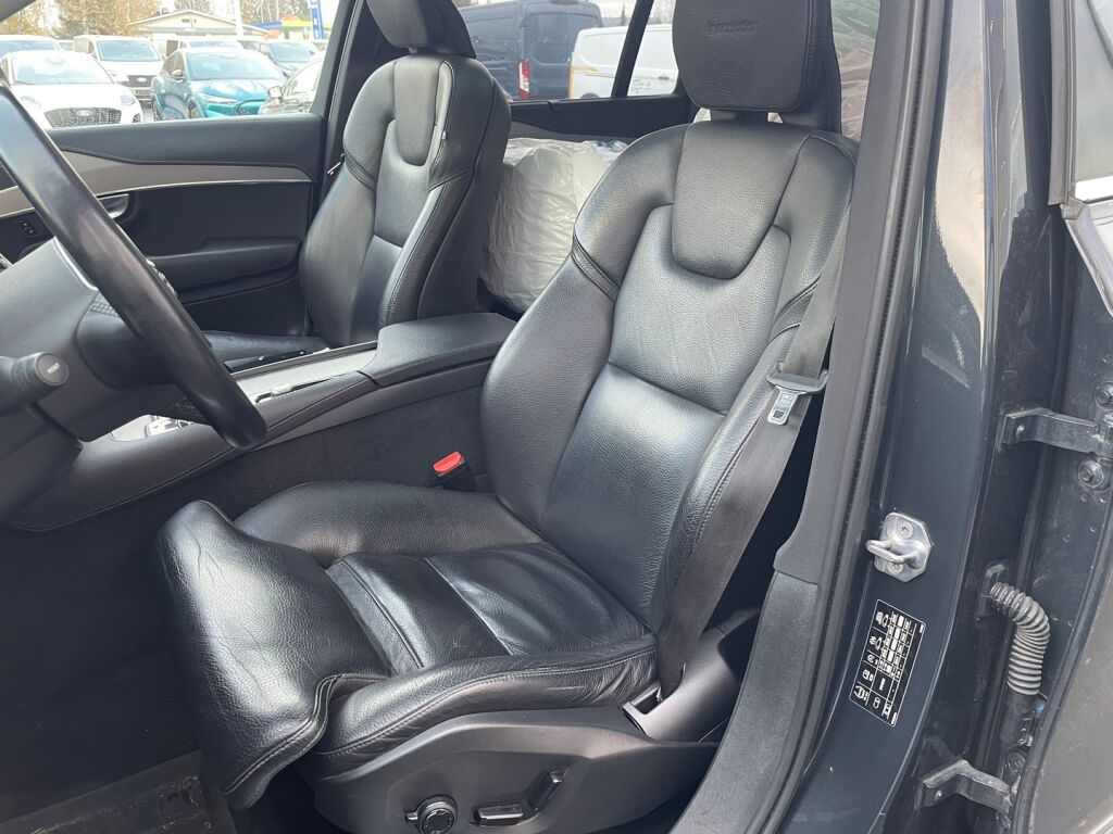 Volvo XC90 2019 Harmaa