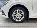 Skoda Octavia 2021 Valkoinen