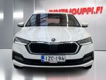 Skoda Octavia 2021 Valkoinen