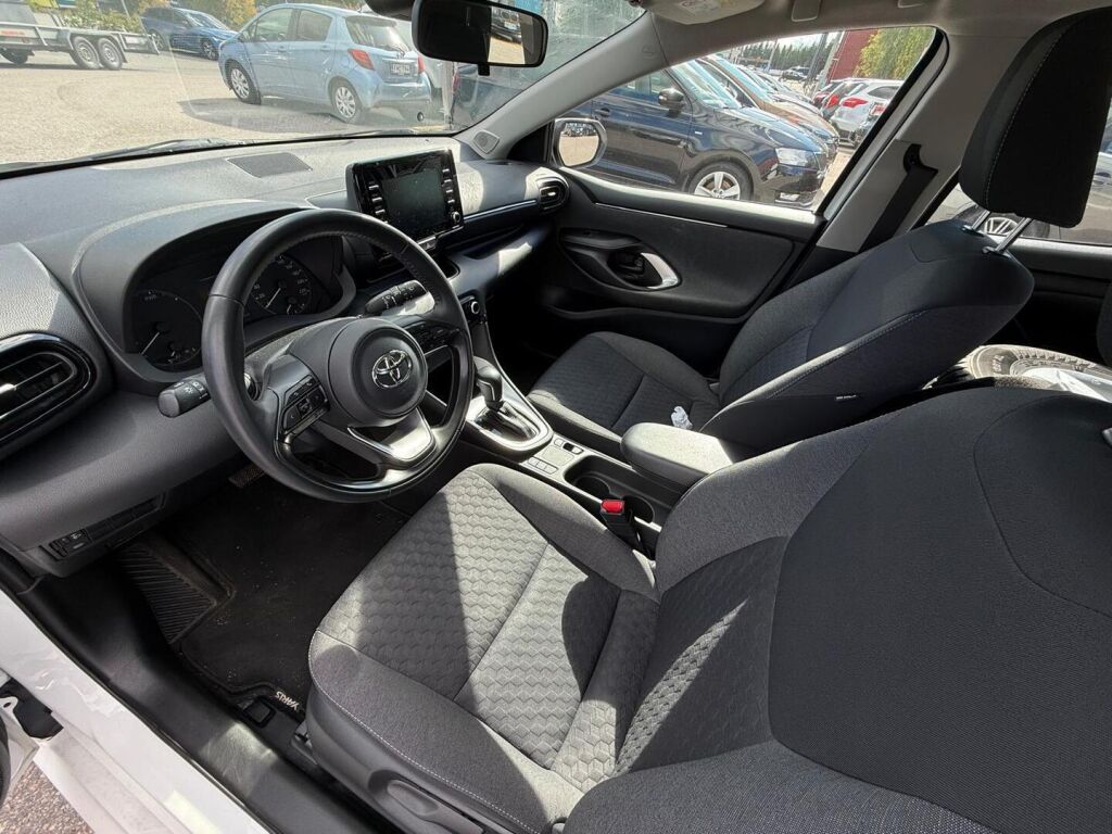 Toyota Yaris 2020 Valkoinen