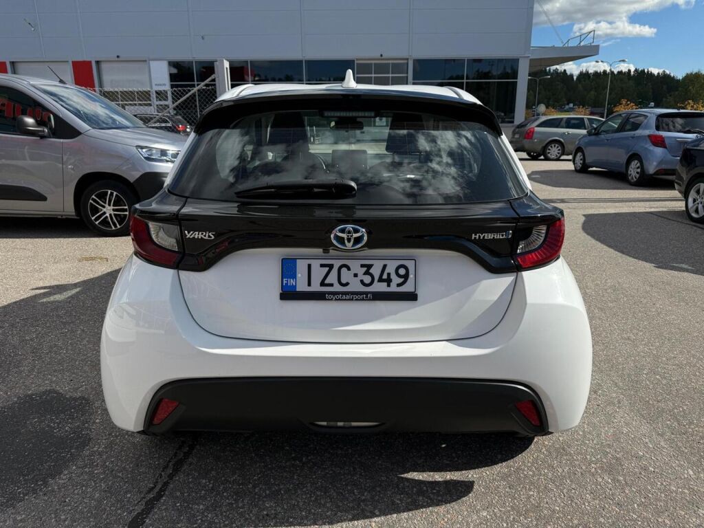 Toyota Yaris 2020 Valkoinen