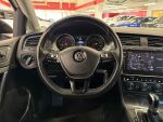 Volkswagen Golf 2018 Valkoinen