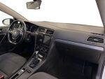 Volkswagen Golf 2018 Valkoinen