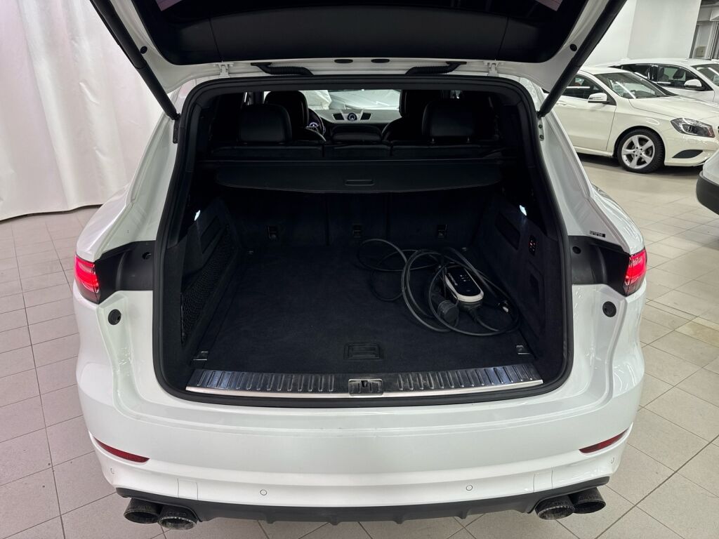 Porsche Cayenne 2018 Valkoinen