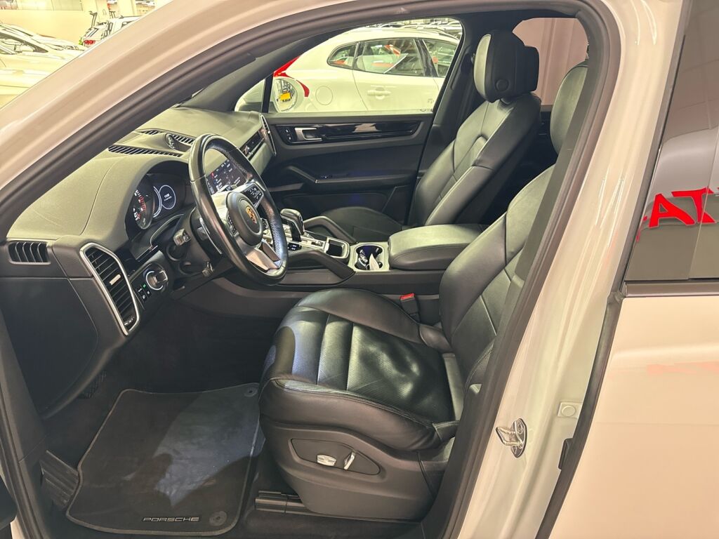 Porsche Cayenne 2018 Valkoinen