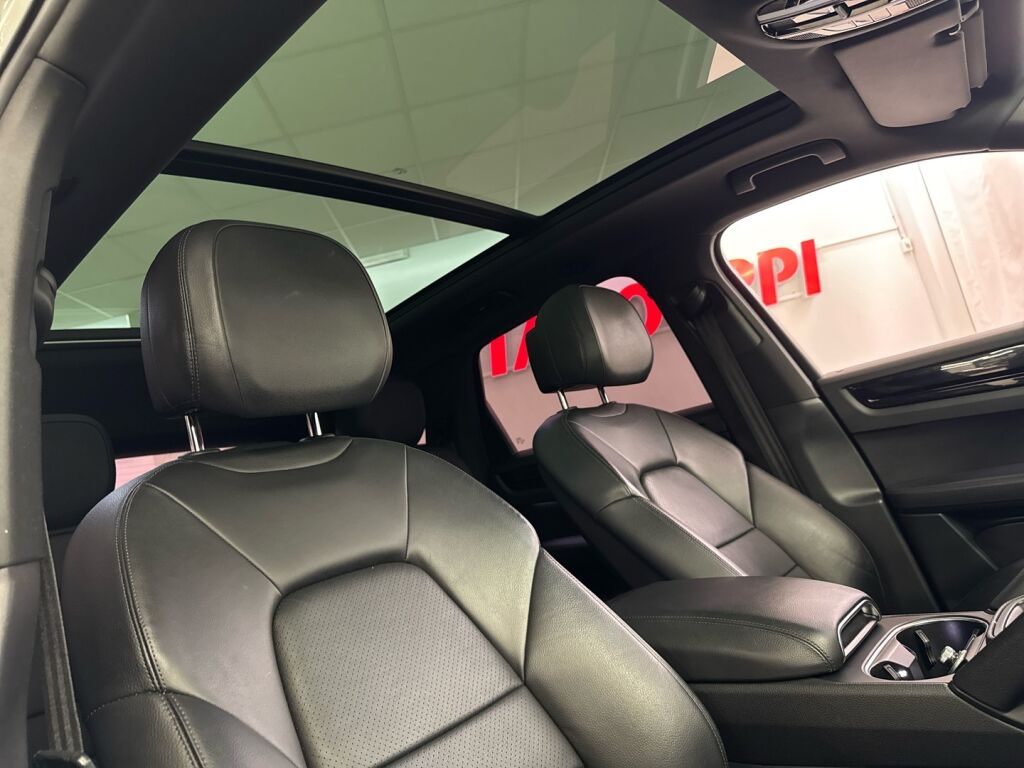 Porsche Cayenne 2018 Valkoinen