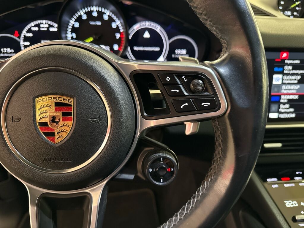 Porsche Cayenne 2018 Valkoinen