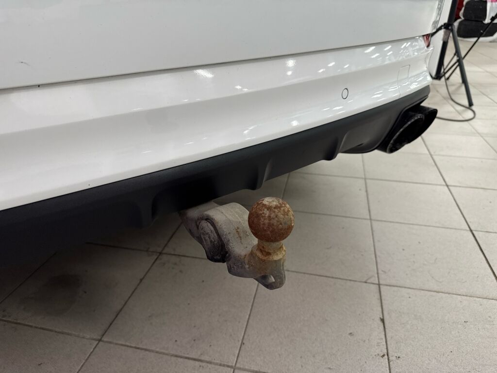 Porsche Cayenne 2018 Valkoinen