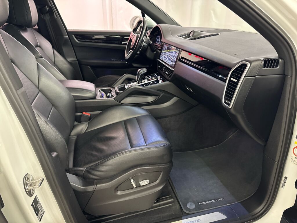 Porsche Cayenne 2018 Valkoinen