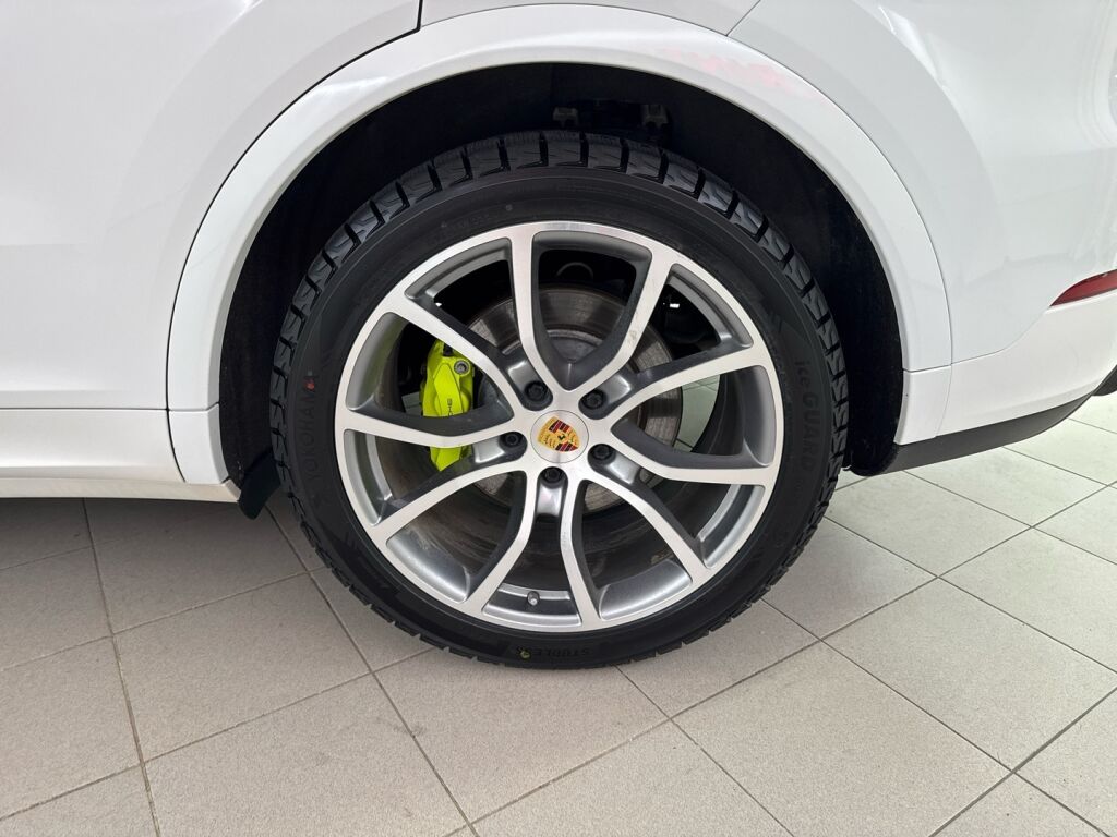 Porsche Cayenne 2018 Valkoinen