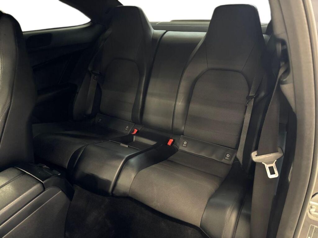 Mercedes-Benz C 2012 Sininen