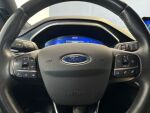 Ford Focus 2021 Punainen