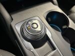 Ford Focus 2021 Punainen